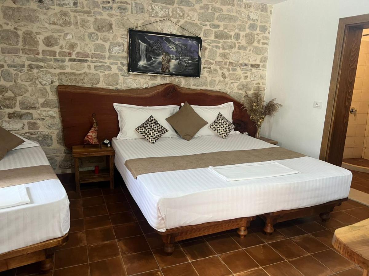 Hotel Omer The Ottoman House Berat Esterno foto