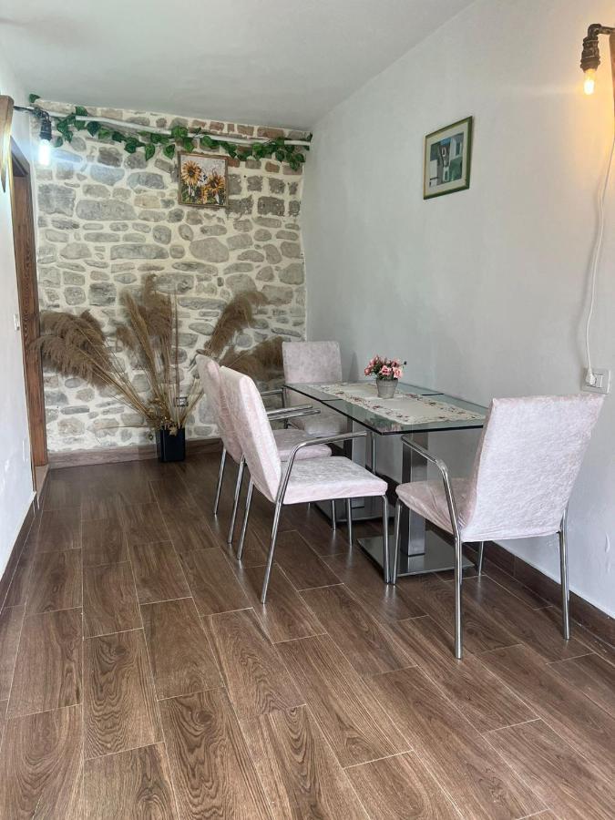 Hotel Omer The Ottoman House Berat Esterno foto