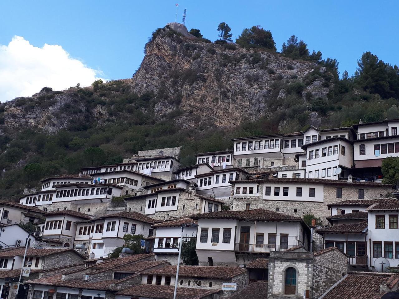 Hotel Omer The Ottoman House Berat Esterno foto