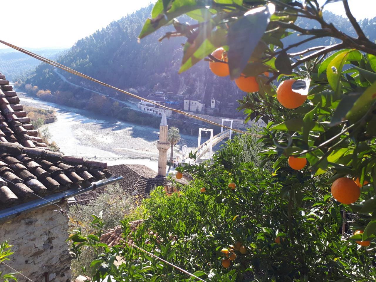 Hotel Omer The Ottoman House Berat Esterno foto